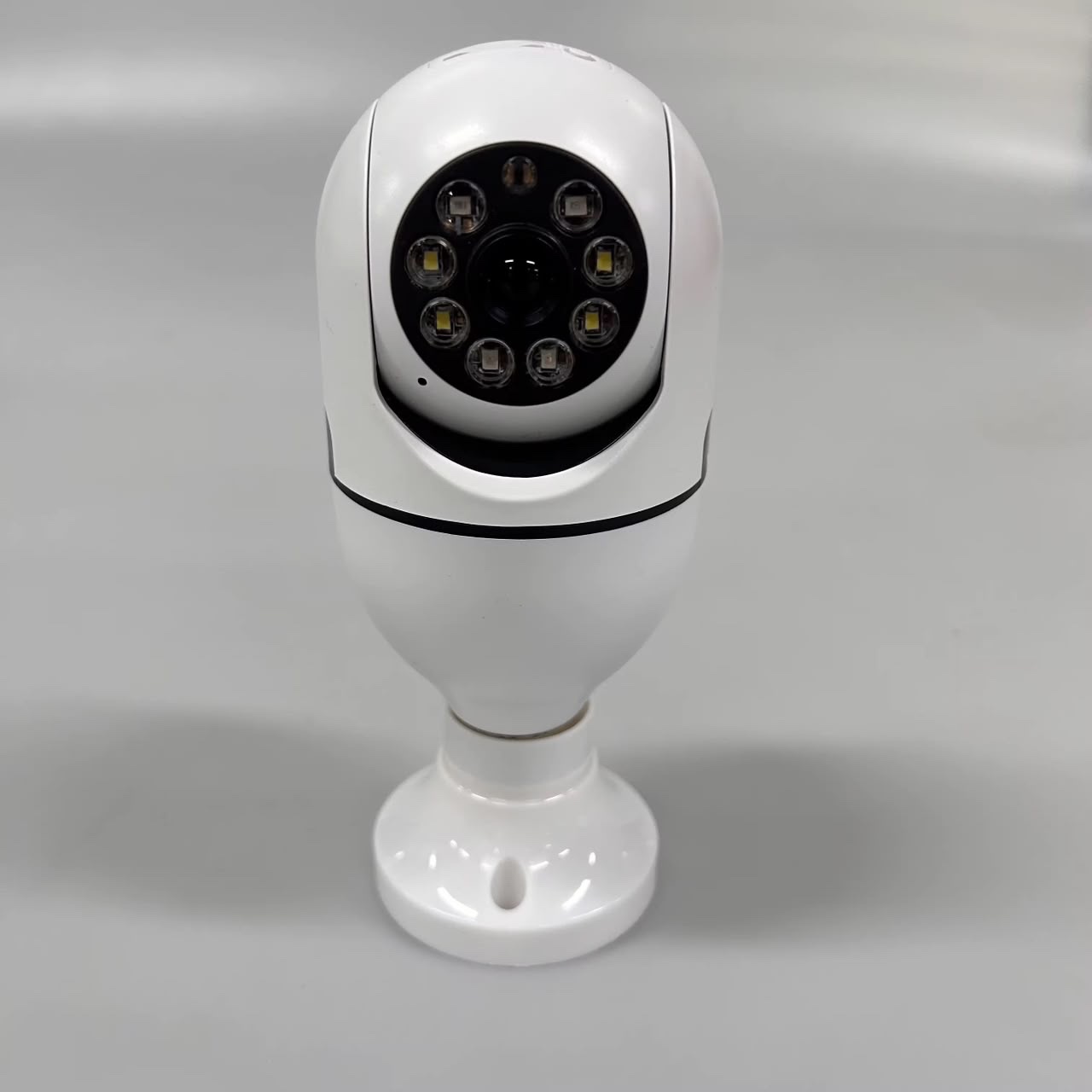 63481aaf-b5c2-4c3e-988c-4d276cb08cd6 Lamp Holder Security WiFi Camera - Image 1